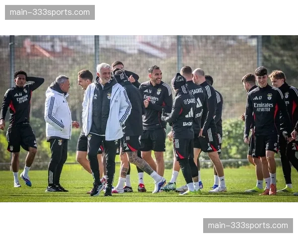 皇马残阵客场小胜本菲卡折射中场控制力下降